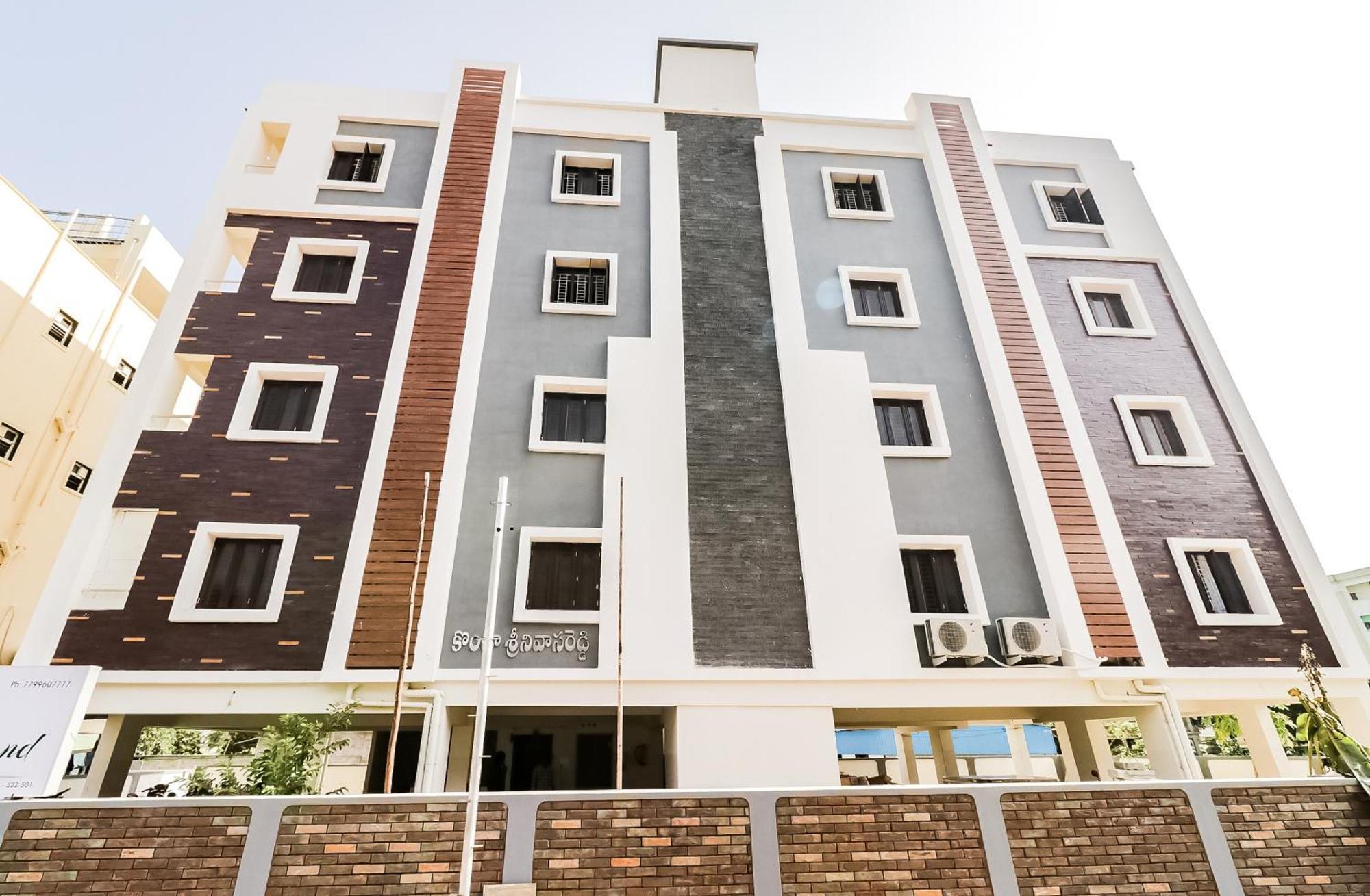 Hotel Oyo Victory Grand Tadepalle Exterior foto